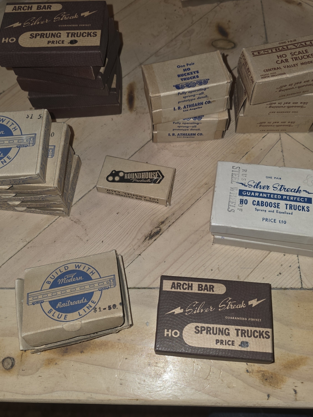Large Lot Set 26 Vintage HO scale Model Train Truck Wheel Sets